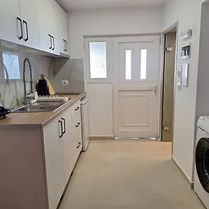Apartment Yard - By Ronaldo, Ksamil